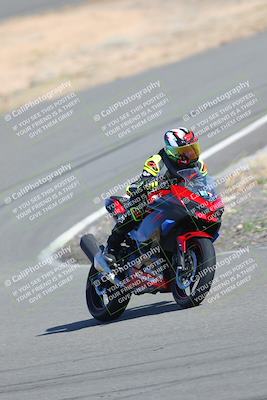 media/Feb-05-2023-Classic Track Day (Sun) [[c35aca4a42]]/Group 3/session 1 turn 9/